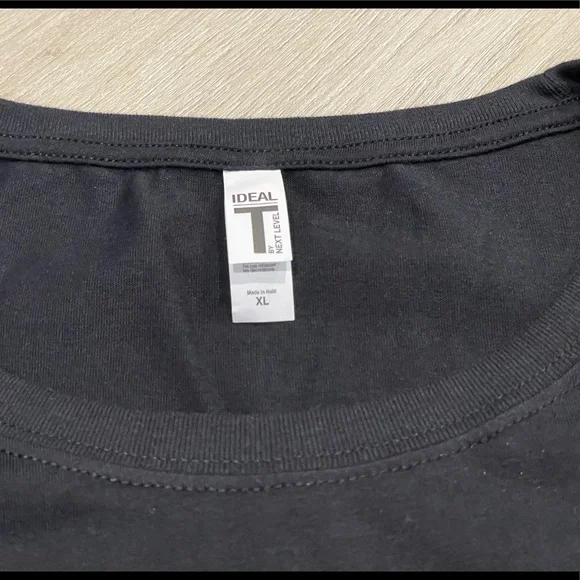 ‘Hey Boo’ Tee - Picture 2 of 2